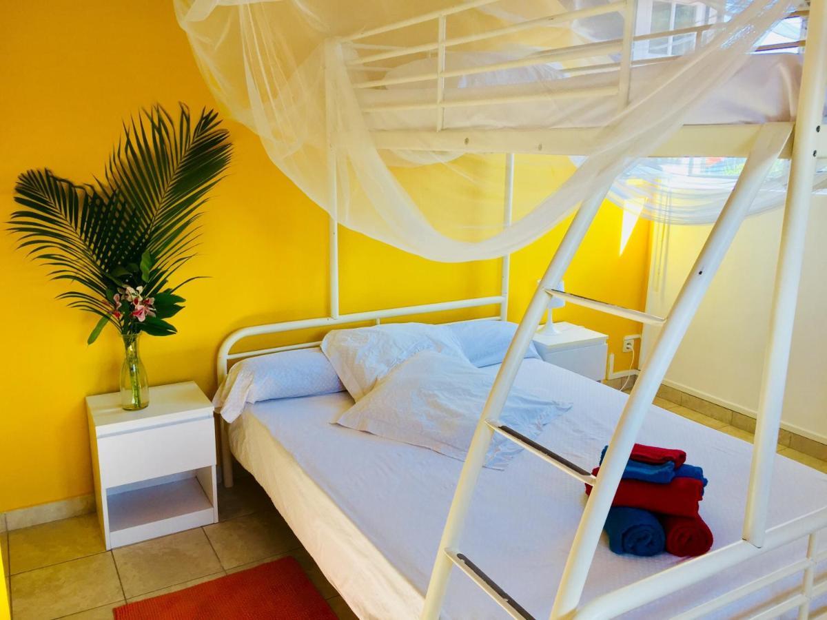 Soleil La Bed & Breakfast Terre-de-Bas Exterior foto