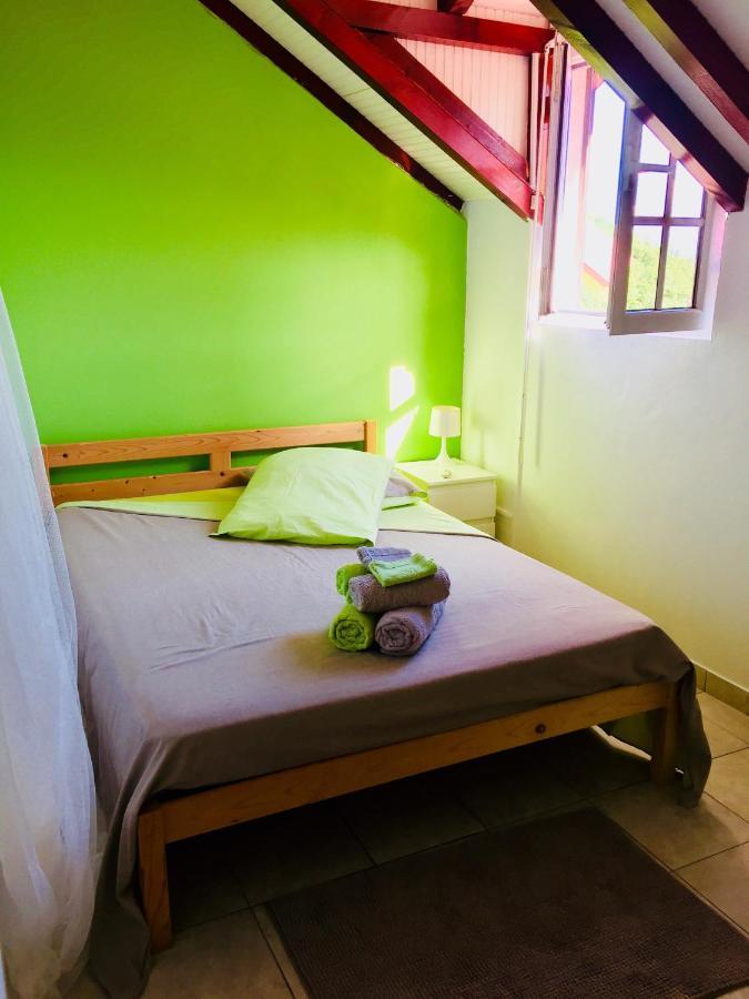 Soleil La Bed & Breakfast Terre-de-Bas Exterior foto